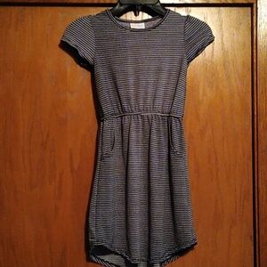 LulaRoe Girls Dress With Pockets 😍